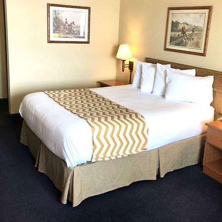 Travelodge By Wyndham Grand Island Exterior photo