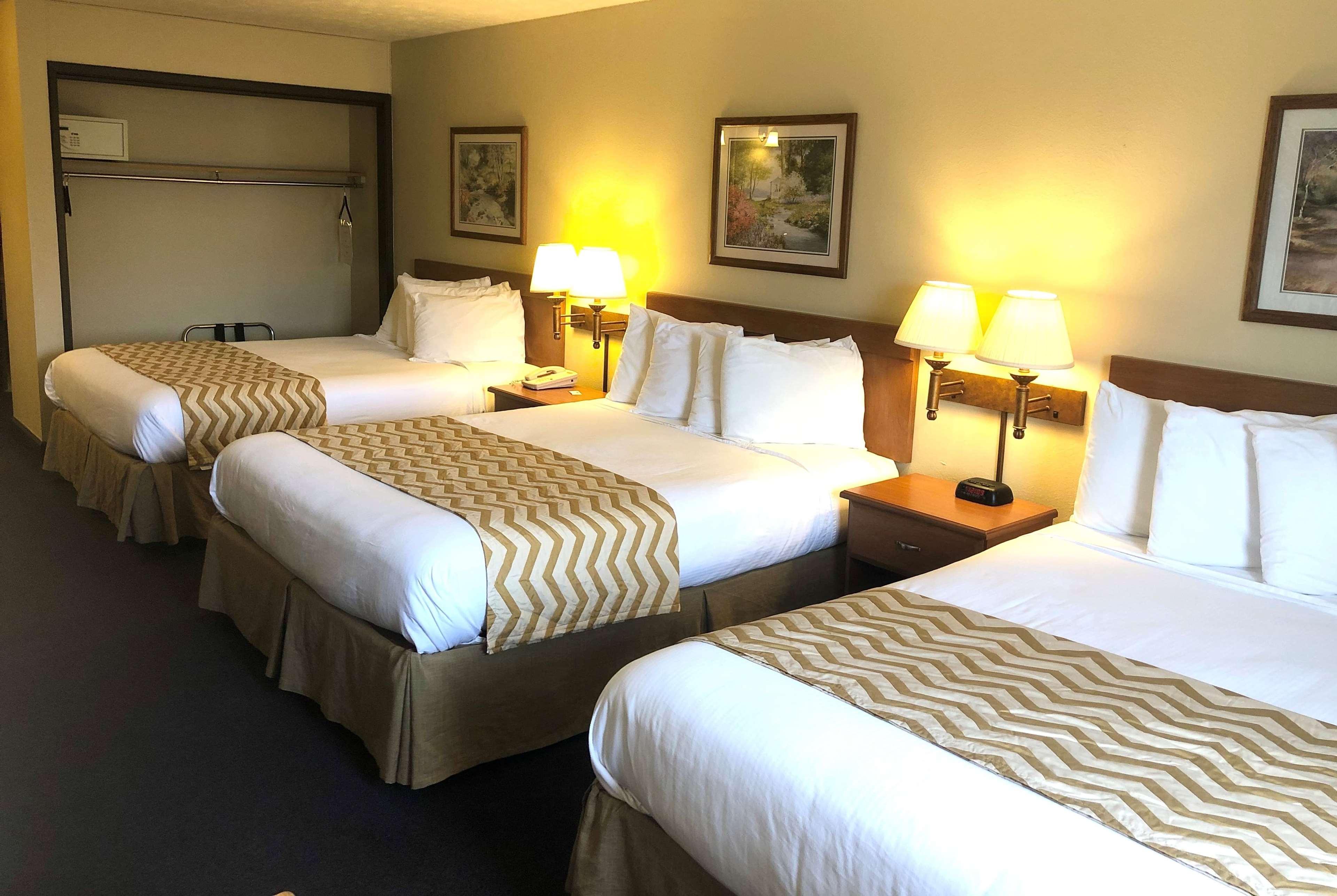 Travelodge By Wyndham Grand Island Exterior photo